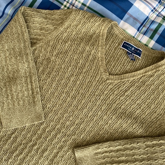 Karen Scott petite warm olive knit v-neck sweater - Picture 3 of 17
